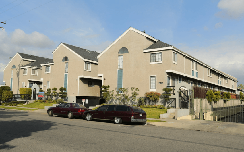 Larch Townhomes, 14600 Larch Ave, Lawndale, CA RentCafe